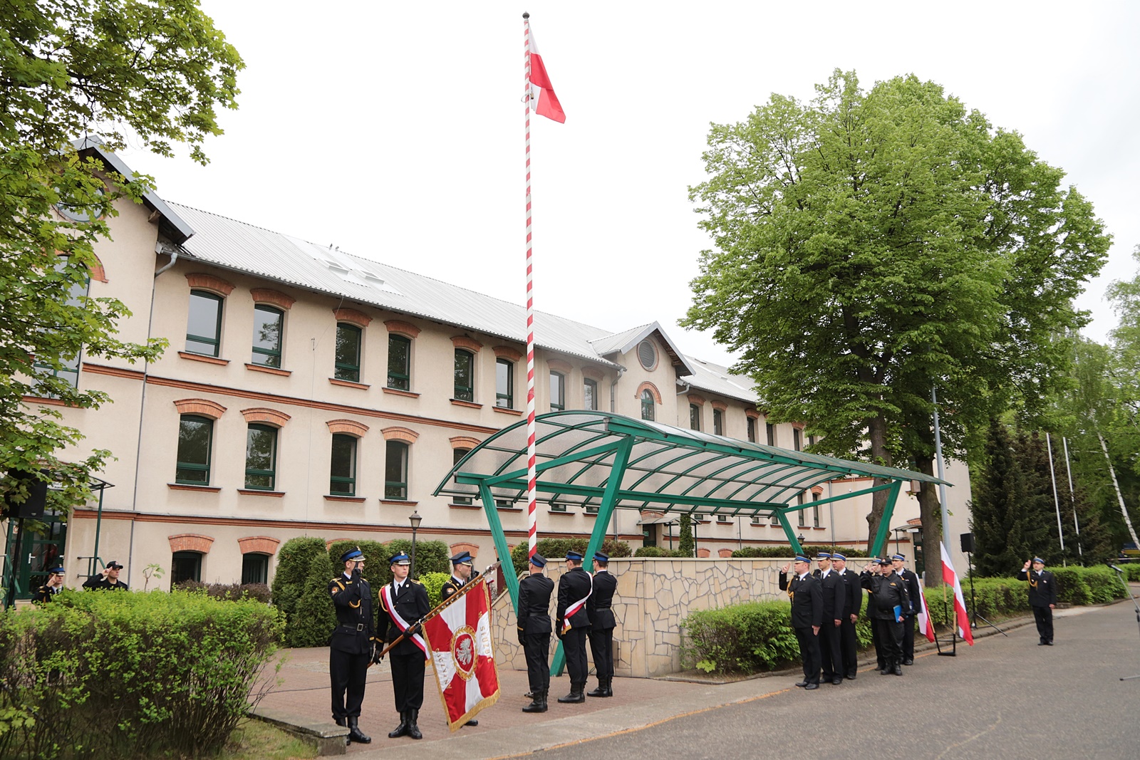 Dzień Flagi Rzeczypospolitej Polskiej w Centralnej Szkole Państwowej Straży Pożarnej w Częstochowie