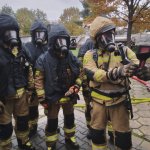 Galerie - Szkolenie z zakresu gaszenia pożarów wewnętrznych dla funkcjonariuszy Straży Marszałkowskiej